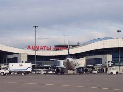Аеропорт Алмати відновить роботу 13 січня