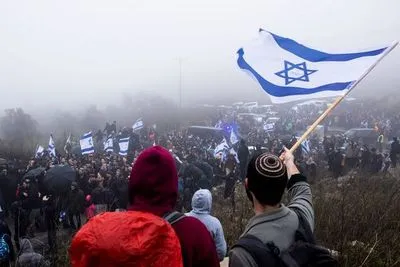 Ізраїльські націоналісти влаштували акцію протесту проти евакуації поселень на Західному березі