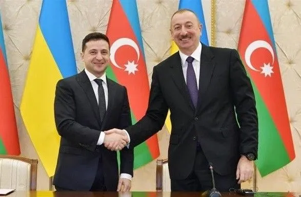 zavtra-do-kiyeva-priyide-prezident-azerbaydzhanu-u-misti-obmezhat-rukh-transportu