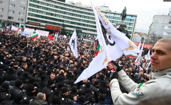 COVID-19: у Болгарії відбулися сутички між поліцією та протестувальниками