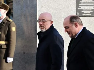 Развиваем стратегическое оборонное партнерство: Резников провел важный разговор с министром обороны Великобритании