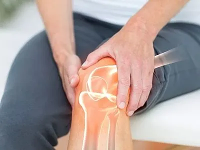 Науковці створили електричні колінні імплантати