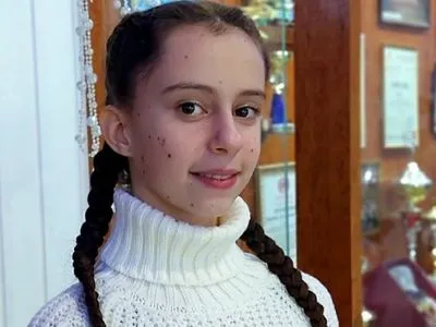 Школярка з Черкас виграла всеукраїнську олімпіаду одразу з 10 предметів