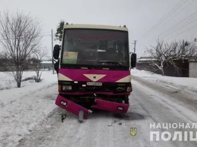 В Харьковской области столкнулись два рейсовых автобуса: есть пострадавшие