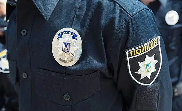 sutichki-pid-pecherskim-sudom-postrazhdali-aktivist-ta-politseyskiy