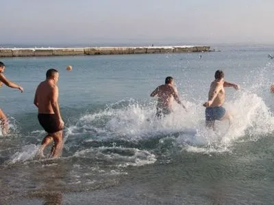 Более 14 тысяч одесситов посетили пляжи города на Крещение