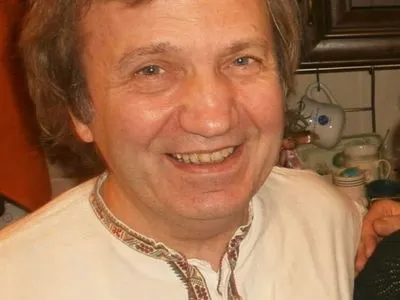 Умер один из основателей украинского фестиваля музыки “Червона рута” Тарас Мельник