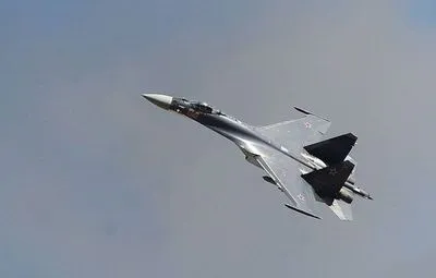 Росія направила надманевренні винищувачі Су-35С до Білорусі