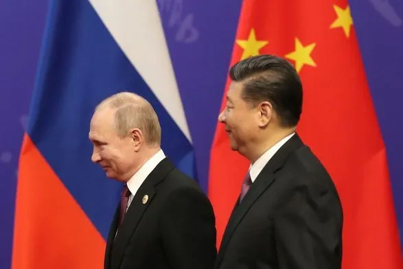 Лидер Компартии Китая мог попросить Путина не нападать на Украину в феврале, чтобы “не затмить Олимпиаду” - Bloomberg