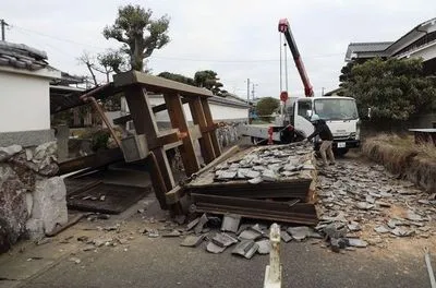 13 людей постраждали від землетрусу на півдні Японії. Попередження про цунамі немає
