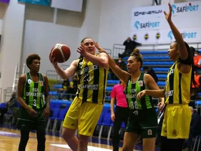 Баскетбол: украинка стала самым результативным игроком матча чемпионата Турции