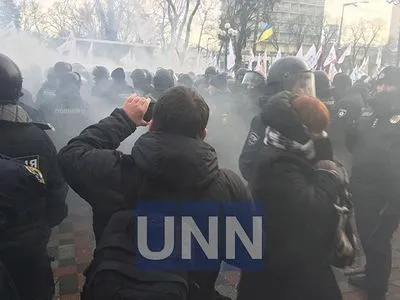 Акция ФОПов под Радой: правоохранители "захватили" сцену