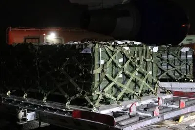 Третій літак військової допомоги від США вже в Україні