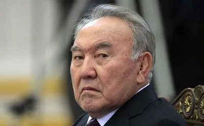 Назарбаєв залишив посаду голови правлячої партії Казахстану