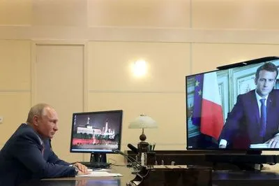 Путін під час переговорів з Макроном заявив, що він "не хоче ескалації української кризи"