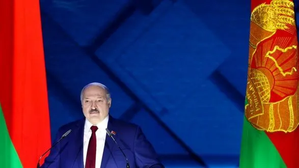 Покайтеся і встаньте на коліна: Лукашенко звернувся із заявою до вигнаної опозиції країни