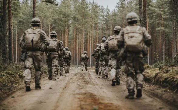 Латвия планирует отправить войска на учения в Украину