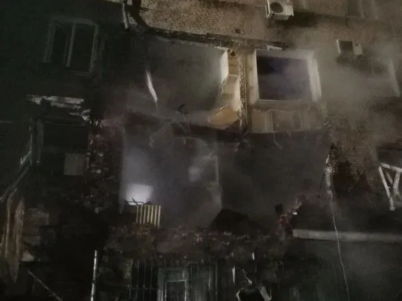 В жилом доме в Запорожье произошел взрыв: есть жертва и пострадавшие