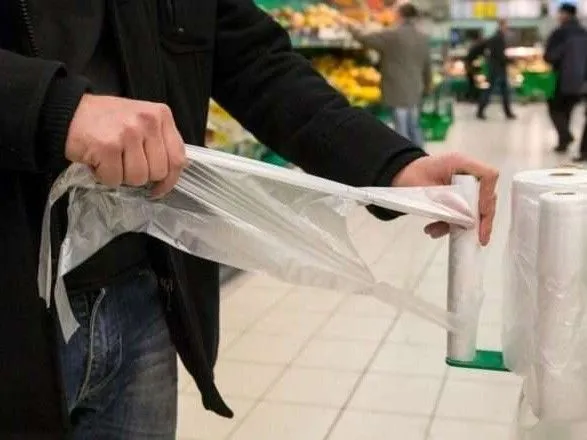 Цена пластиковых пакетов в магазинах с 1 февраля вырастет
