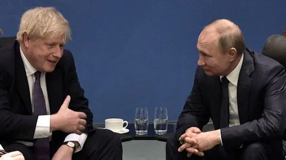 Путін поскаржився Джонсону на Київ і НАТО: одні "саботують" мінські угоди, а інші - не реагують на занепокоєння Кремля