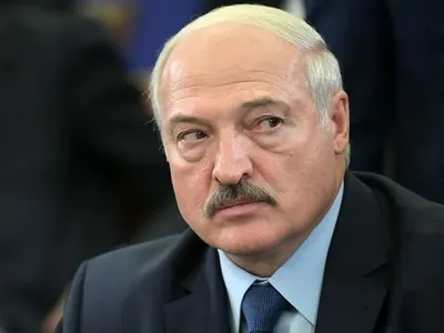 Лукашенко заявил, что "отрежет" Украине поставки электричества и ГСМ в случае обострения на Донбассе