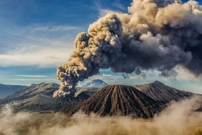 На Курилах прокинувся вулкан Ебеко