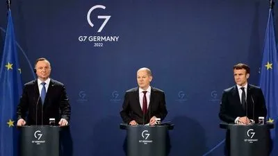 Кацлер Германии проведет переговоры с Дудой и Макроном о "предотвращении войны в Европе"