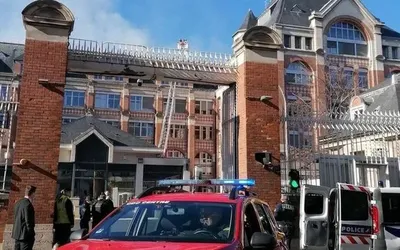 У Франції понад 30 людей постраждали під час пожежі банкнотної фабрики