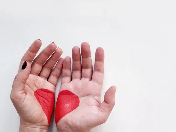 Счастье - не в паре: психолог дала советы, как "пережить" День святого Валентина людям не в отношениях