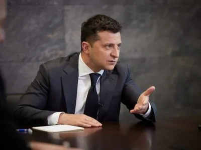 Зеленський відповів на петицію щодо відкриття офісів YouTube, Facebook та Google в Україні