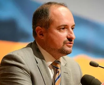 Запад хочет подконтрольного Зеленского: юрист прокомментировал "охоту" НАБУ на "слуг народа"