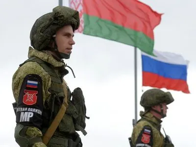 У Білорусі розпочалися масштабні російсько-білоруські військові навчання