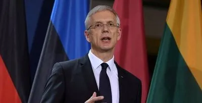 Прем'єр-міністр Латвії: Необхідно посилити присутність НАТО на східному фланзі, зокрема у країнах Балтії
