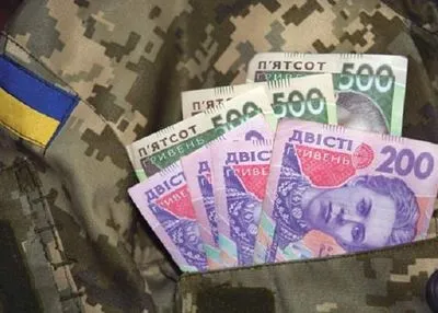 На повышение выплат военным: нардепам передали предложения дополнительно выделить Минобороны 11,8 млрд грн - Резников