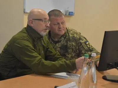 "Повторення 2014-го не буде": Резніков та Залужний заявили, що ЗСУ готові до відсічі