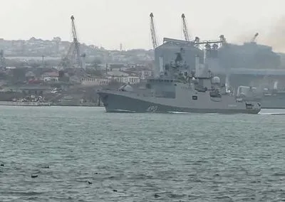 Росія розпочала маневри з понад 30 бойових кораблів у Чорному морі