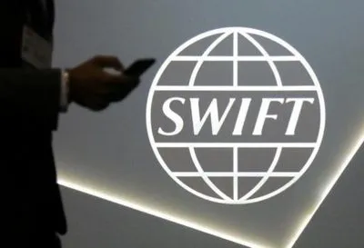 США и ЕС отказались от отключения России от SWIFT в случае эскалации - Reuters