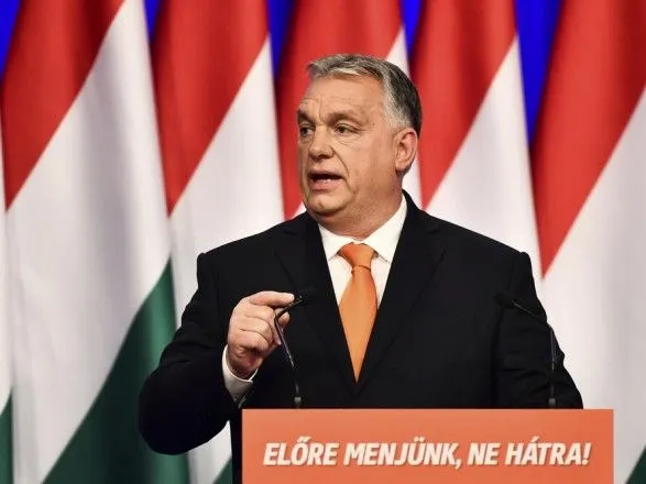 Прем'єр-міністр Угорщини попереджає про хвилю біженців, якщо Росія вторгнеться в Україну