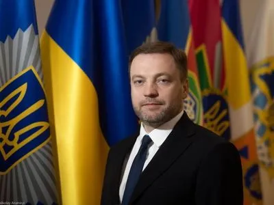 Глава МВД обратился к украинцам: призвал не паниковать и пообещал стрелять в "гиркиных”