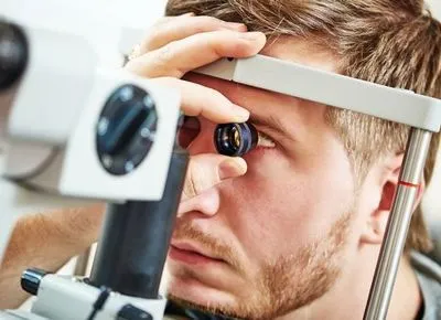 Какие симптомы могут говорить о злокачественной опухоли глаза - мнение врача