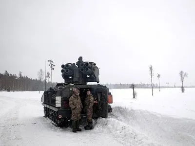 Велика Британія подвоїть кількість військовослужбовців в Естонії. Війська та техніка почнуть перекидатися вже сьогодні
