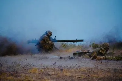 Обстріли на Донбасі: бойовики 47 разів порушили “тишу”, 38 з яких - із забороненого озброєння