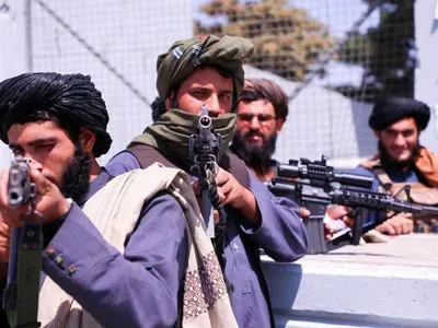 Талибы в Афганистане задержали британцев, американцев - причина непонятна