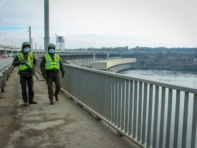 Днепровскую ГЭС взяли под усиленную охрану