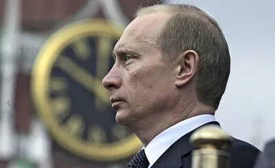 Путин пригрозил Украине "настоящей декоммунизацией"