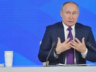 Путин заявил, что не объявлял об отправке войск на Донбасс прямо сейчас