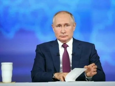 Путин заявил, что РФ признала “ДНР” и “ЛНР” в границах Донецкой и Луганской областей