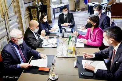 Голова МЗС ФРН скликала онлайн-переговори міністрів G7 через дії РФ щодо України