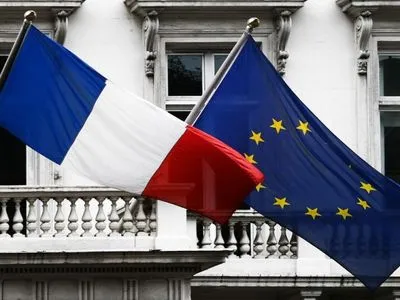 Франция сегодня соберет дипломатов для подготовки санкций ЕС против России