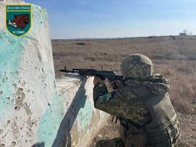 Оборонительные учения провели морские пехотинцы в Одесской области
